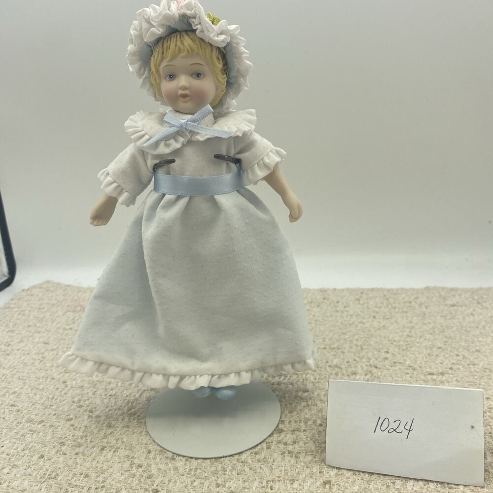 Vintage Avon Porcelain Doll 1983 Metal Stand Included